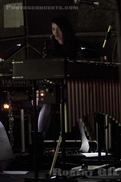 CAT'S EYES - 2011-03-22 - PARIS - Nouveau Casino - 
